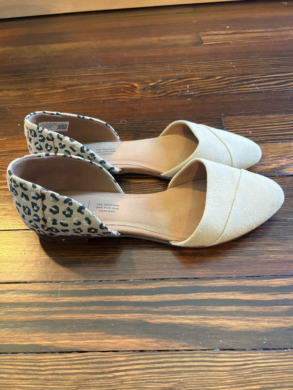 Toms Beige Pointed D'Orsay Flats with Leopard Heel Accent